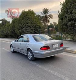 مرسيدس بنز E-Class